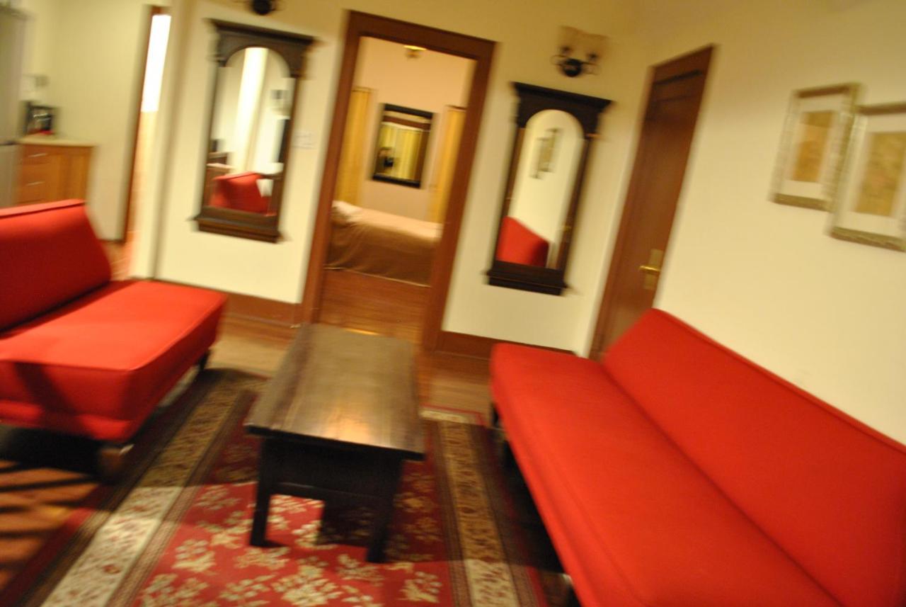 Ewr Airport Multilevel Guest House Room With 2-3 Beds Newark Exterior photo