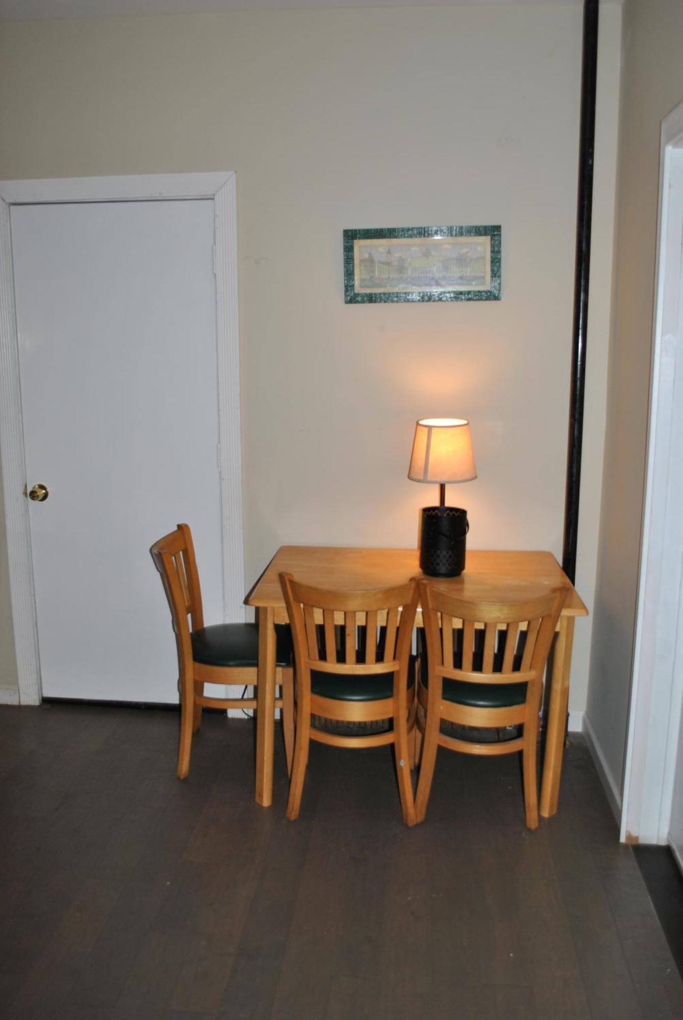Ewr Airport Multilevel Guest House Room With 2-3 Beds Newark Exterior photo