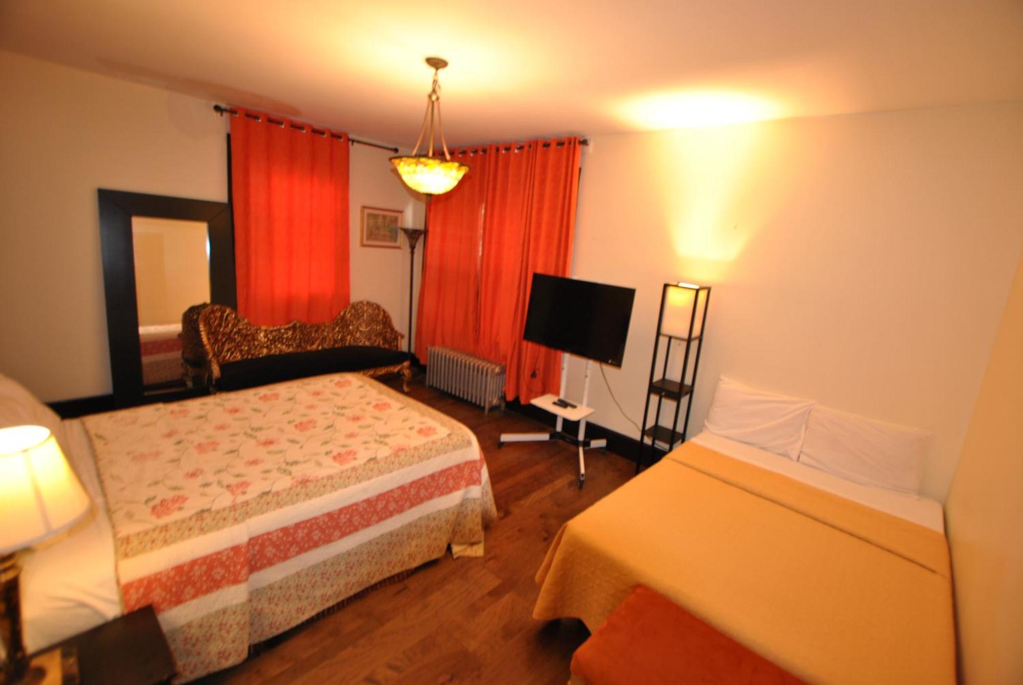 Ewr Airport Multilevel Guest House Room With 2-3 Beds Newark Exterior photo